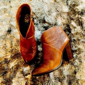 Vince Camuto | Franell Leather Booties in Rich Cognac, Great Condition
